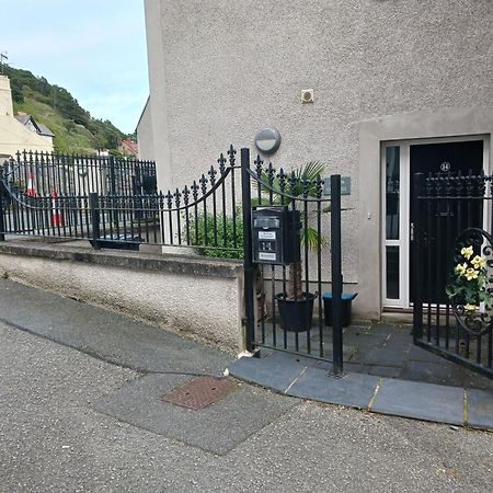 Bodlondeb Castle Bed & Breakfast { Central Llandudno} Luaran gambar