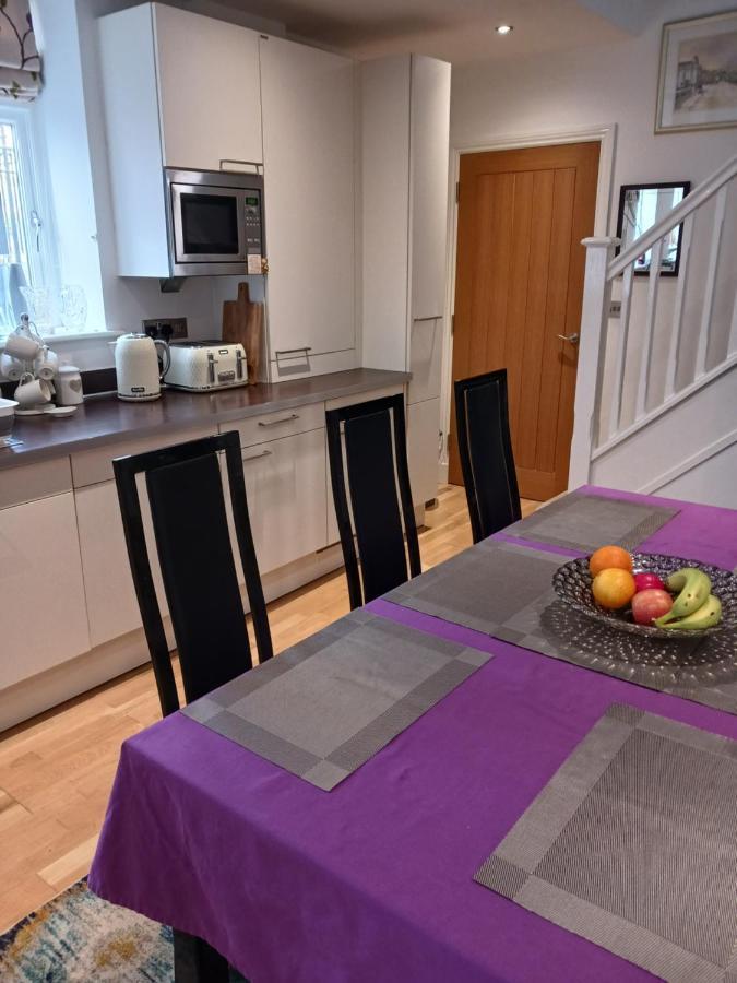 Bodlondeb Castle Bed & Breakfast { Central Llandudno} Luaran gambar